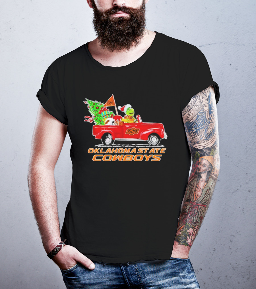 Oklahoma State Cowboys Christmas Grinch And Dog Driving Red OSU Car With Tree And Presents T-Shirt
