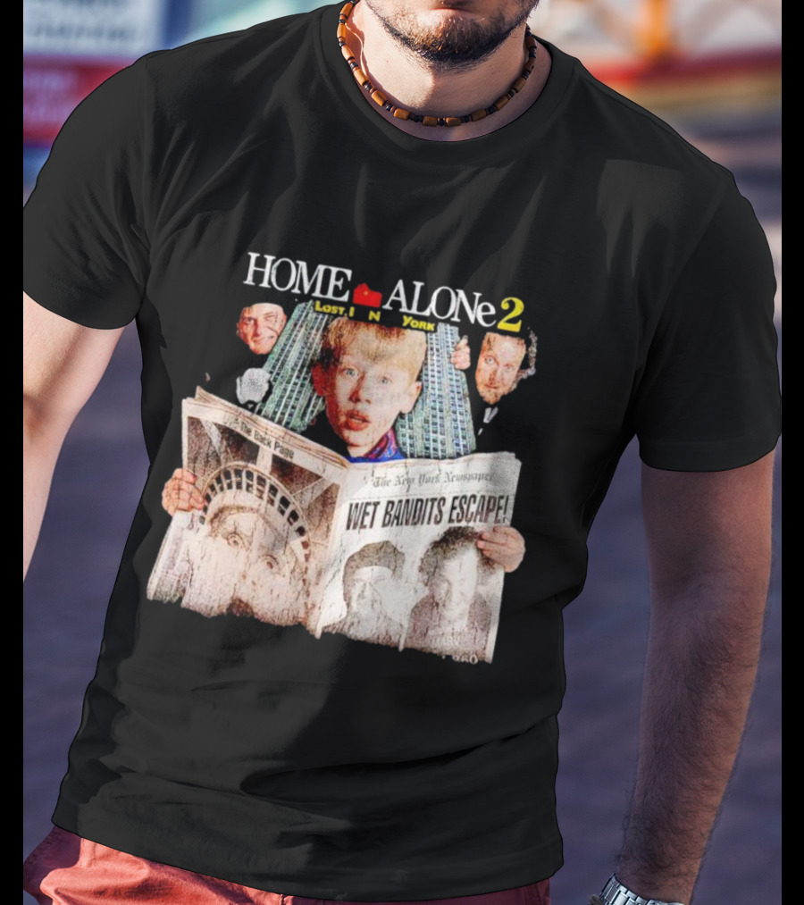 HOME ALONE 2 LOST IN NEW YORK WET BANDITS ESCAPE NEW YORK NEWSPAPER T-Shirt