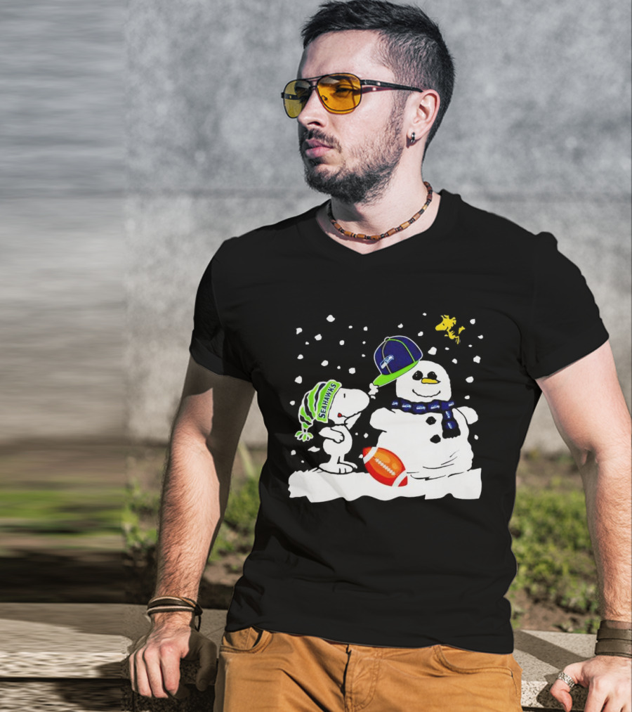 Seattle Seahawks Snoopy Snowman Hat Winter Football Scene T-Shirt