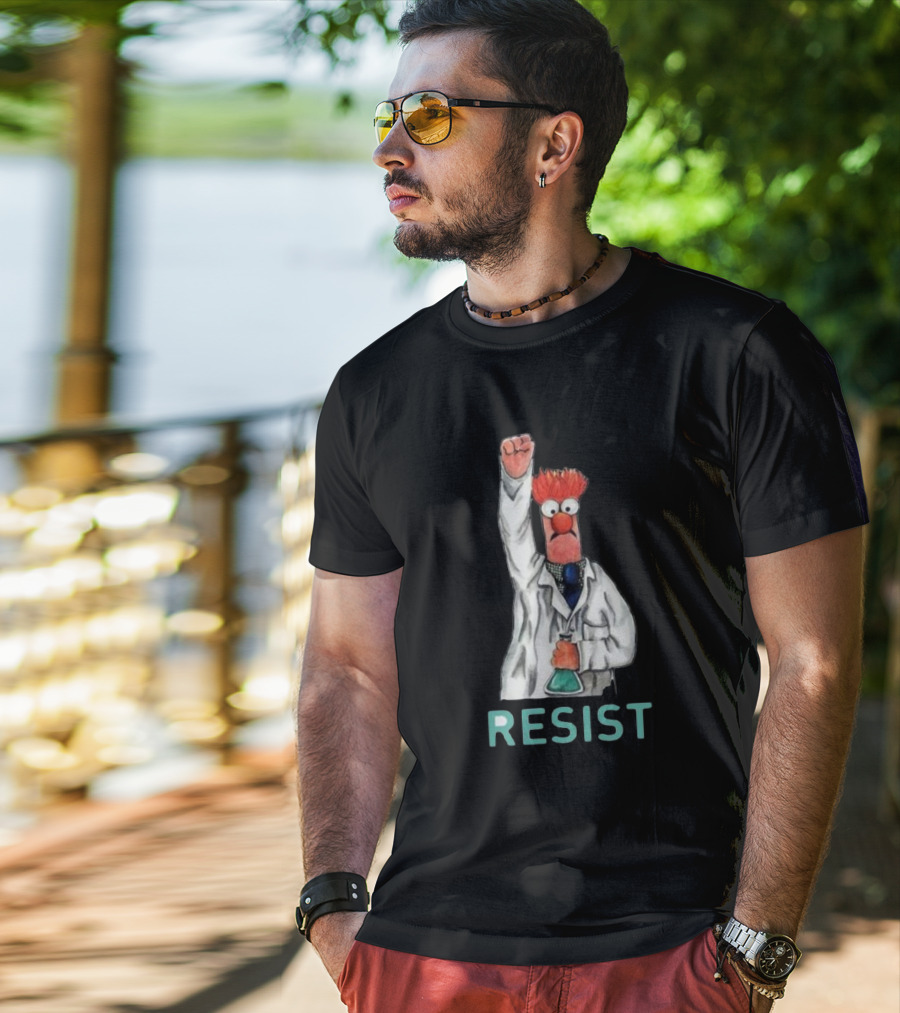 Beaker Fist Raised Resist Muppet Lab Coat Protest T-Shirt