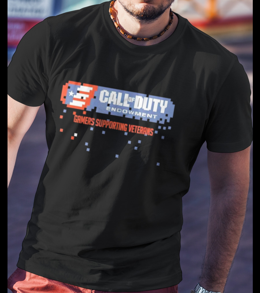 Call Of Duty Endowment Gamers Supporting Veterans Pixelated American Flag T-Shirt