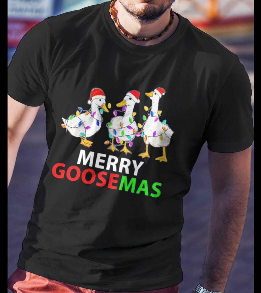Merry Goosemas Santa Hat Geese Wrapped In Christmas Lights T-Shirt
