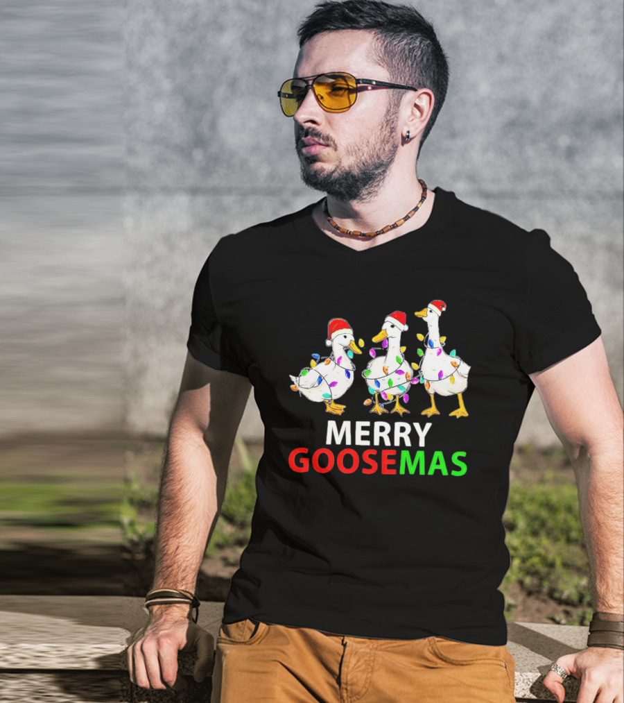 Merry Goosemas Santa Hat Geese Wrapped In Christmas Lights T-Shirt