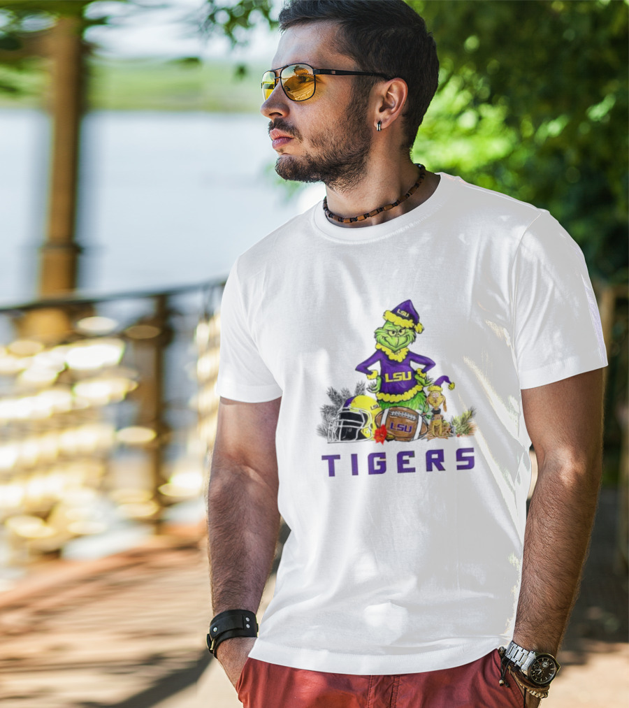 LSU Tigers Grinch And Max Dog Christmas Football T-Shirt