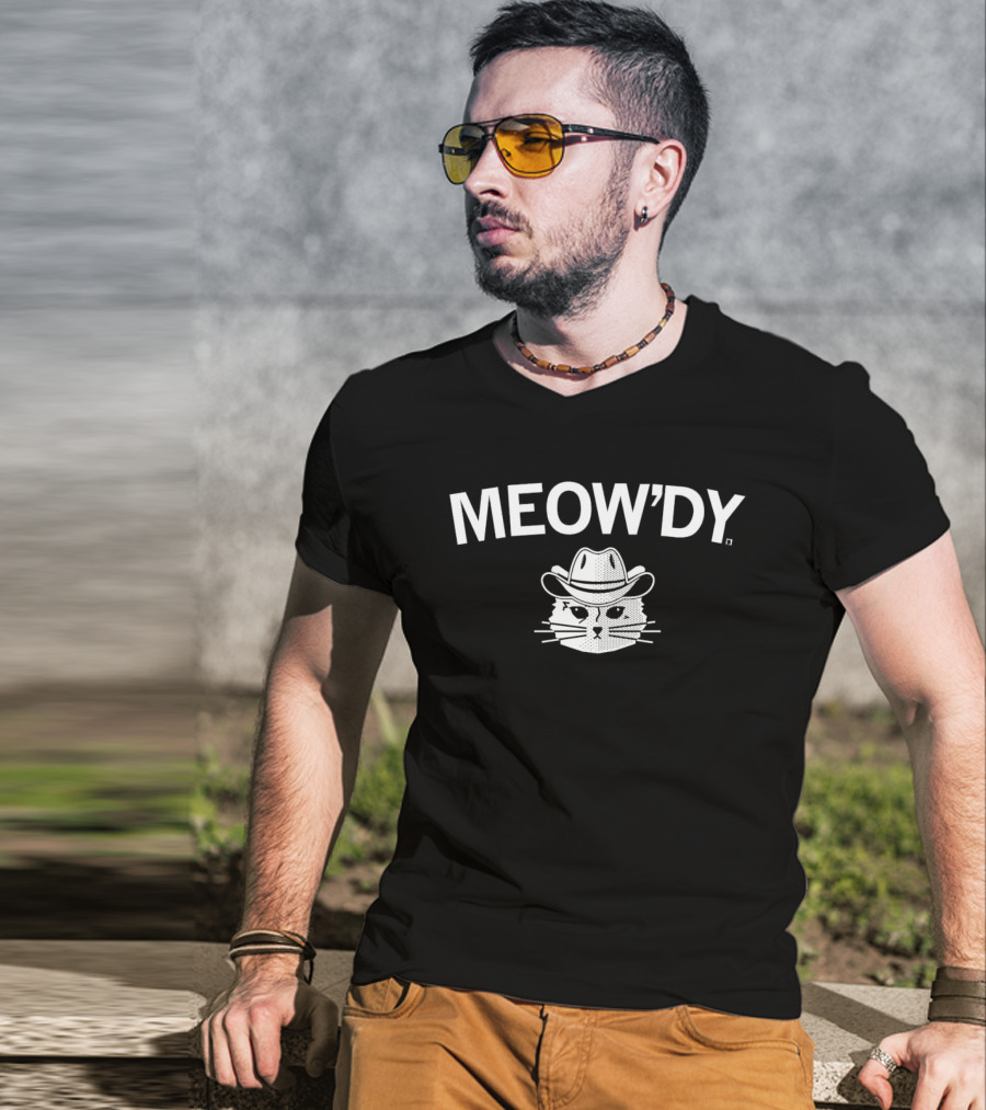 Meow'dy Cat Cowboy Hat T-Shirt