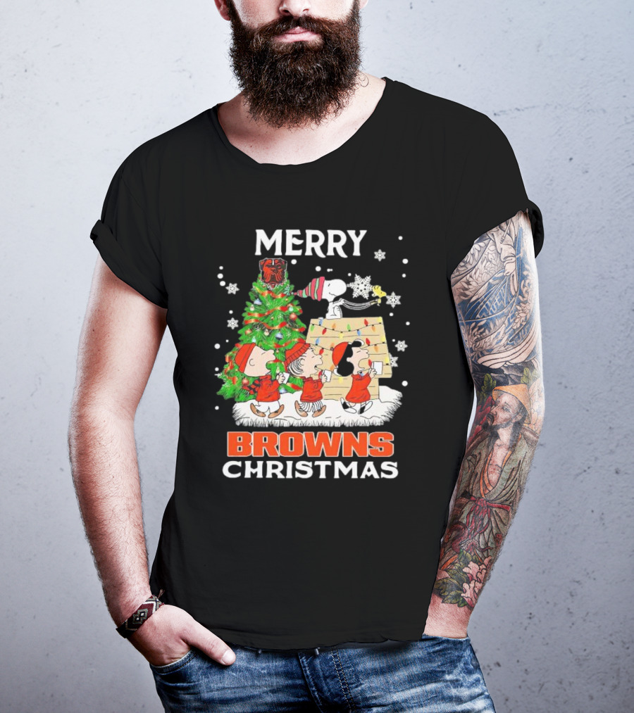 Peanuts Characters Merry Browns Christmas Cleveland Browns T-Shirt