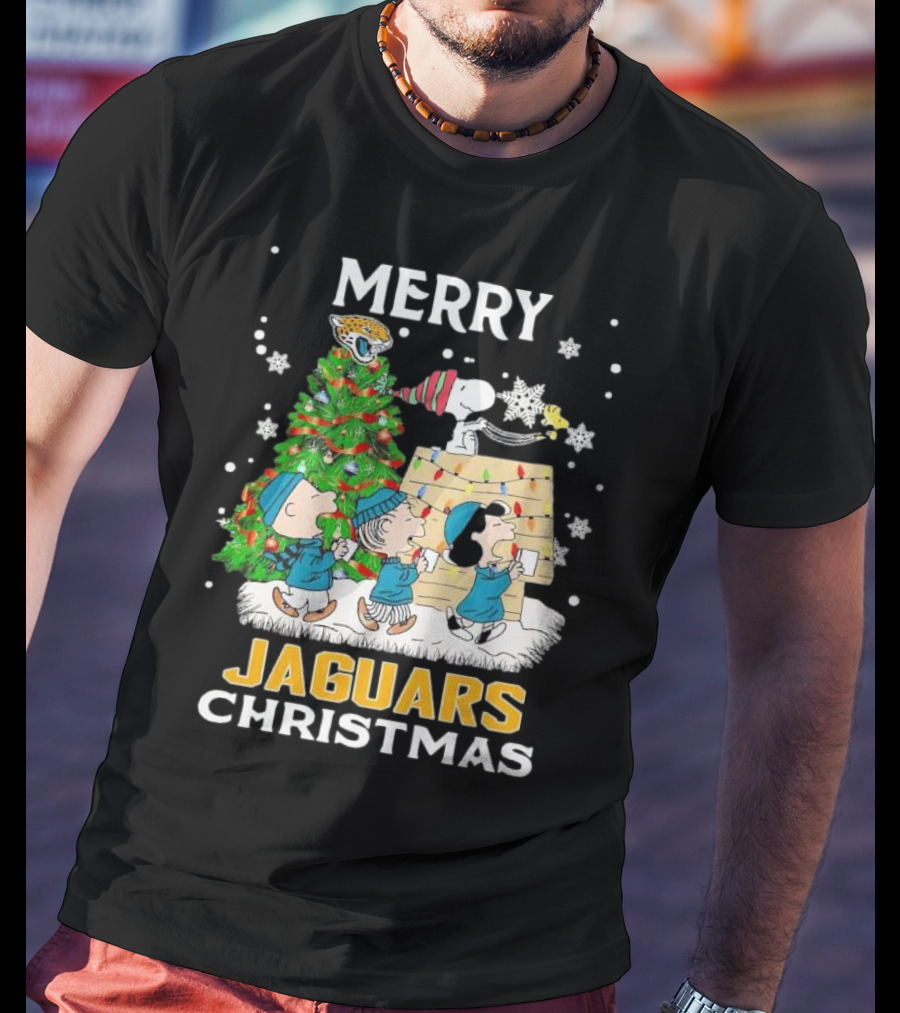 Merry Christmas Peanuts Characters Jacksonville Jaguars Snoopy Woodstock T-Shirt