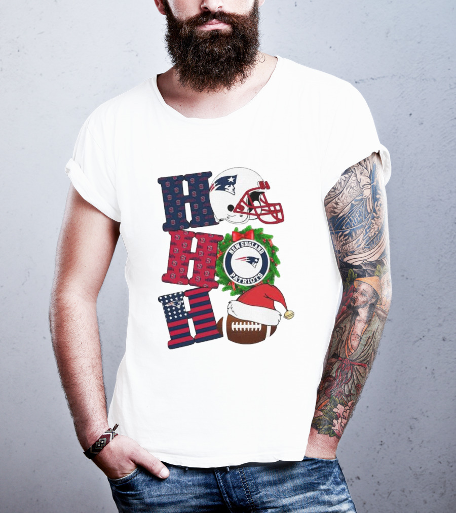 New England Patriots Ho Ho Ho Merry Christmas Football Helmet Wreath Santa Hat Football T-Shirt
