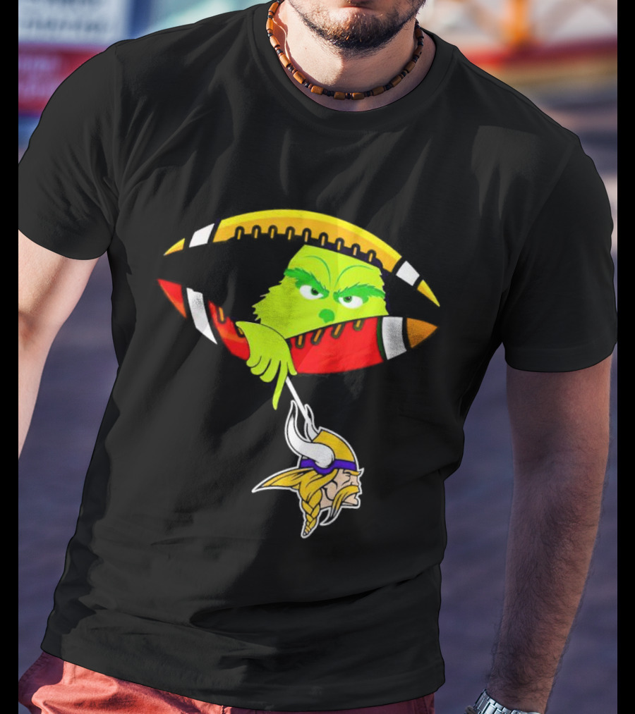 Grinch Stealing Minnesota Vikings Football T-Shirt