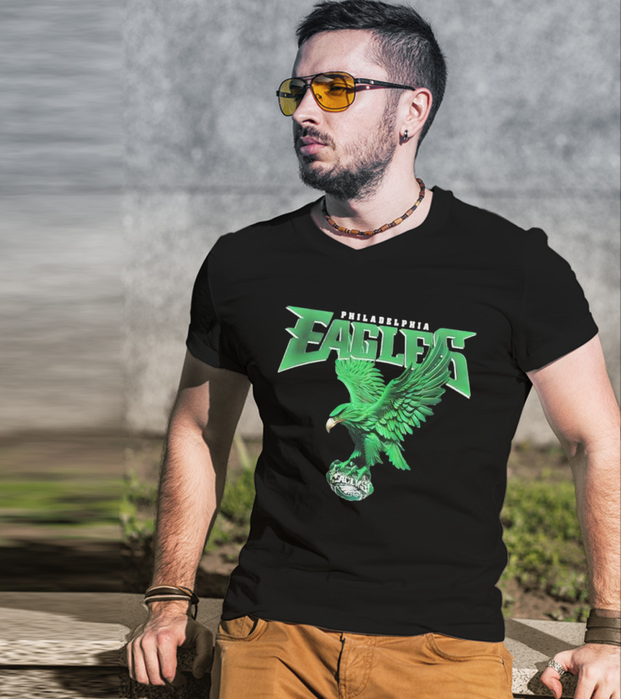 Philadelphia Eagles Green Soaring Eagle T-Shirt