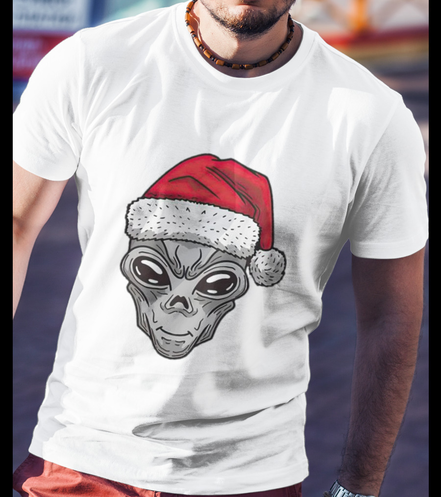 Santa Alien Christmas Hat Festive Extraterrestrial T-Shirt