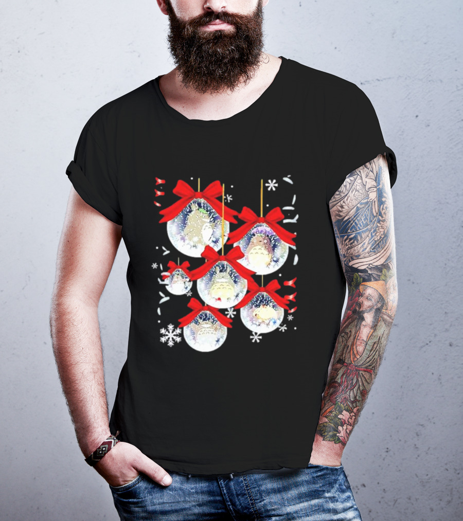 Totoro Chibi Christmas Ornaments With Snowflakes And Red Bows T-Shirt