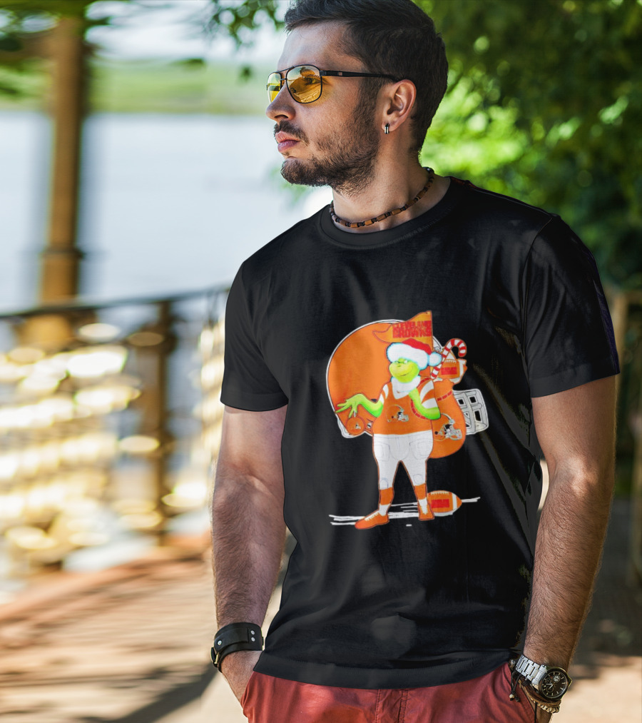 Cleveland Browns Christmas Santa Grinch Football T-Shirt