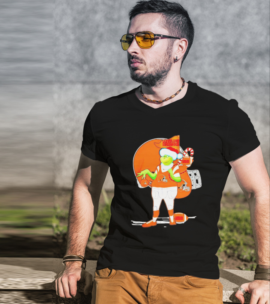 Cleveland Browns Christmas Santa Grinch Football T-Shirt