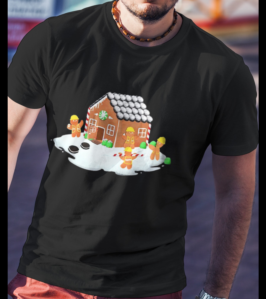 Gingerbread House Construction Crew Christmas Scene T-Shirt