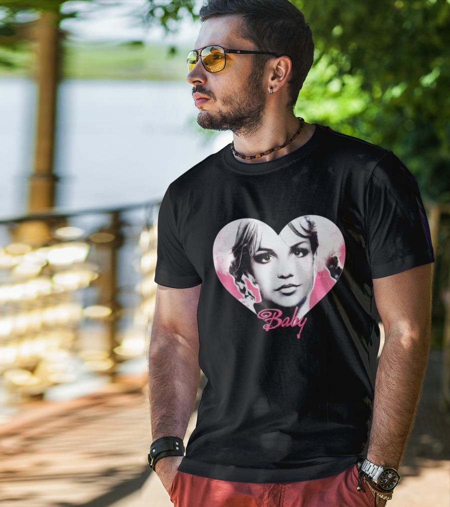 Britney Spears Baby Heart Portrait Pink Aesthetic T-Shirt
