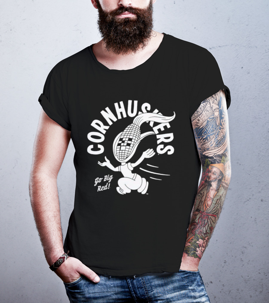 Cornhuskers Go Big Red Retro Mascot Character T-Shirt
