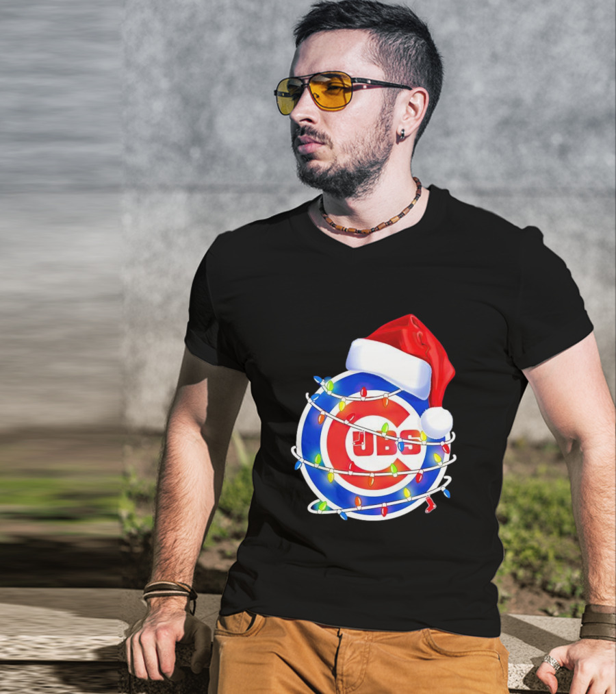 Chicago Cubs Festive Christmas Lights With Santa Hat T-Shirt