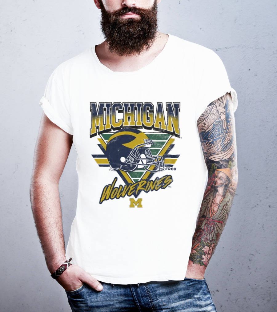 Michigan Wolverines Vintage Triangle Football Helmet M T-Shirt