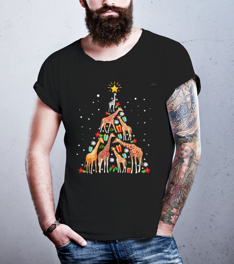 Giraffe Christmas Tree Star Presents Snowflakes T-Shirt