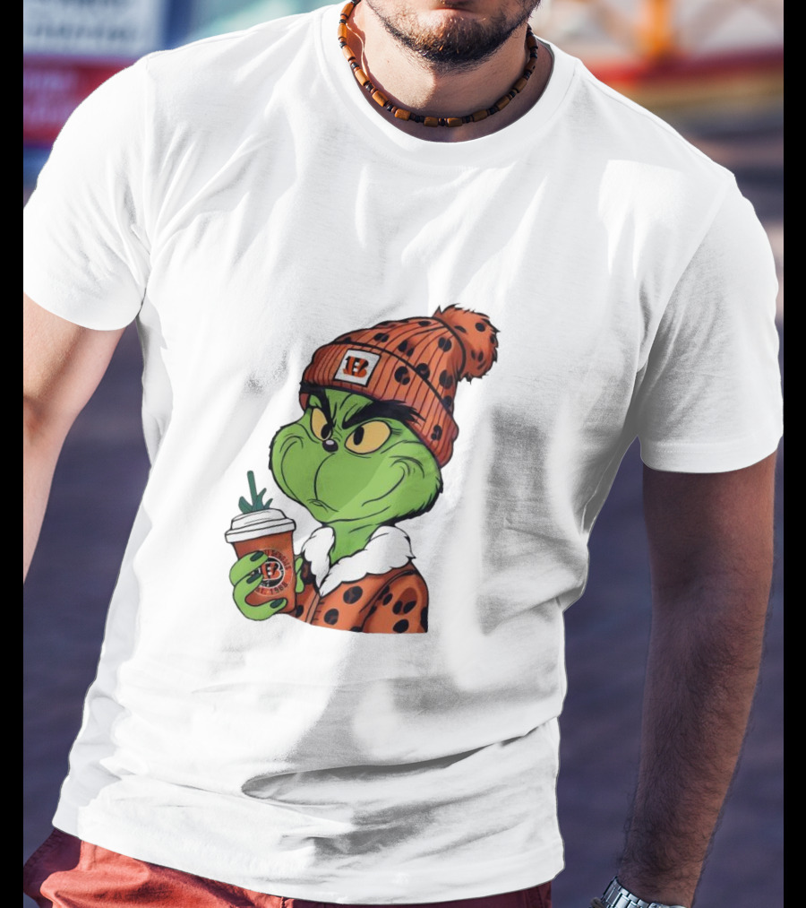 Grinch Boujee Cincinnati Bengals Football Fan Holiday T-Shirt