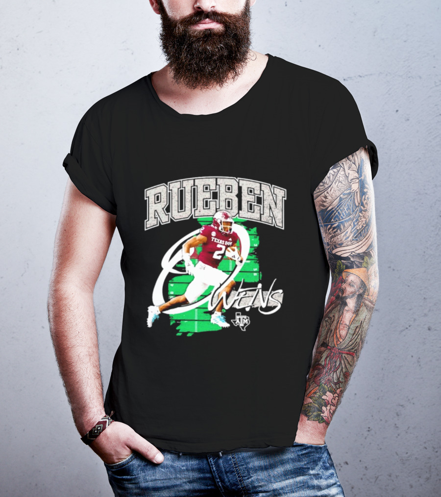 Rueben Owens Texas A&M Player Pose T-Shirt