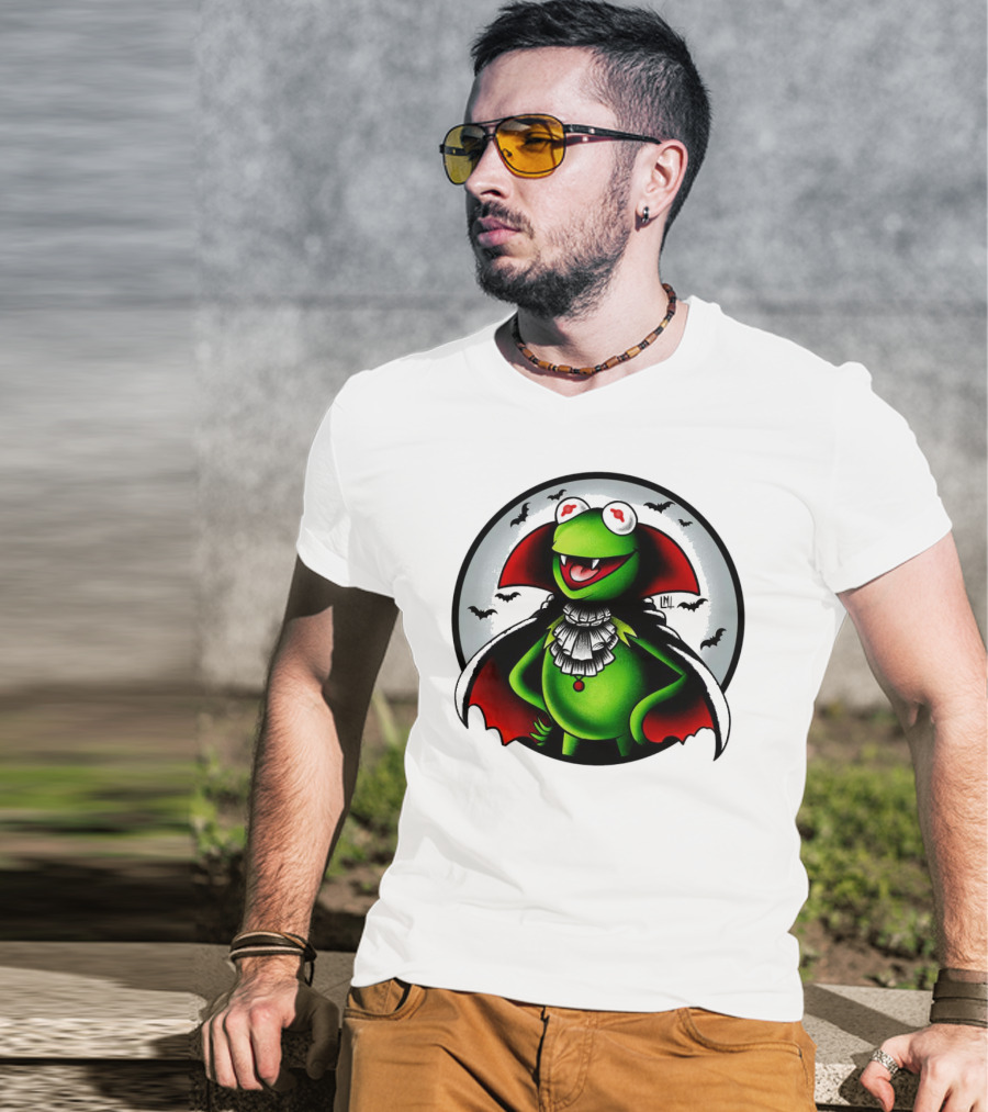 Vampire Kermit The Frog Moon Bats Cloaked Character T-Shirt