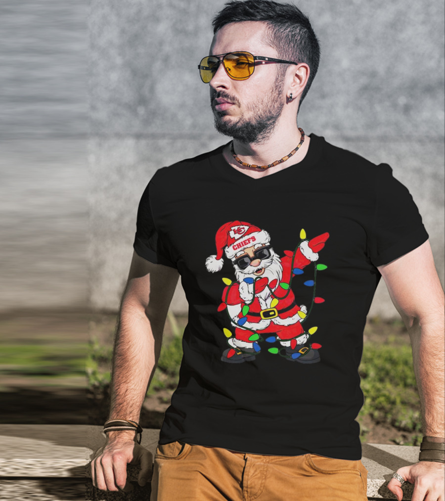 Santa Dabbing Kansas City Chiefs Christmas Lights T-Shirt