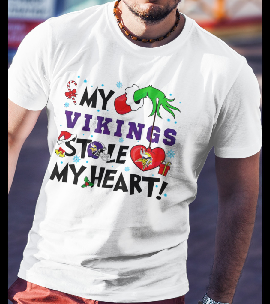 Grinch Hand Holding Heart My Vikings Stole My Heart Christmas T-Shirt