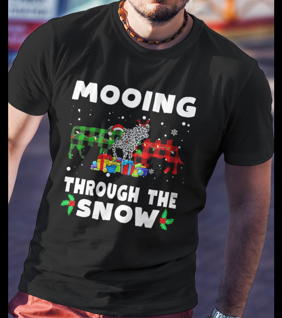 Mooing Through The Snow Christmas Plaid Cows With Presents T-Shirt