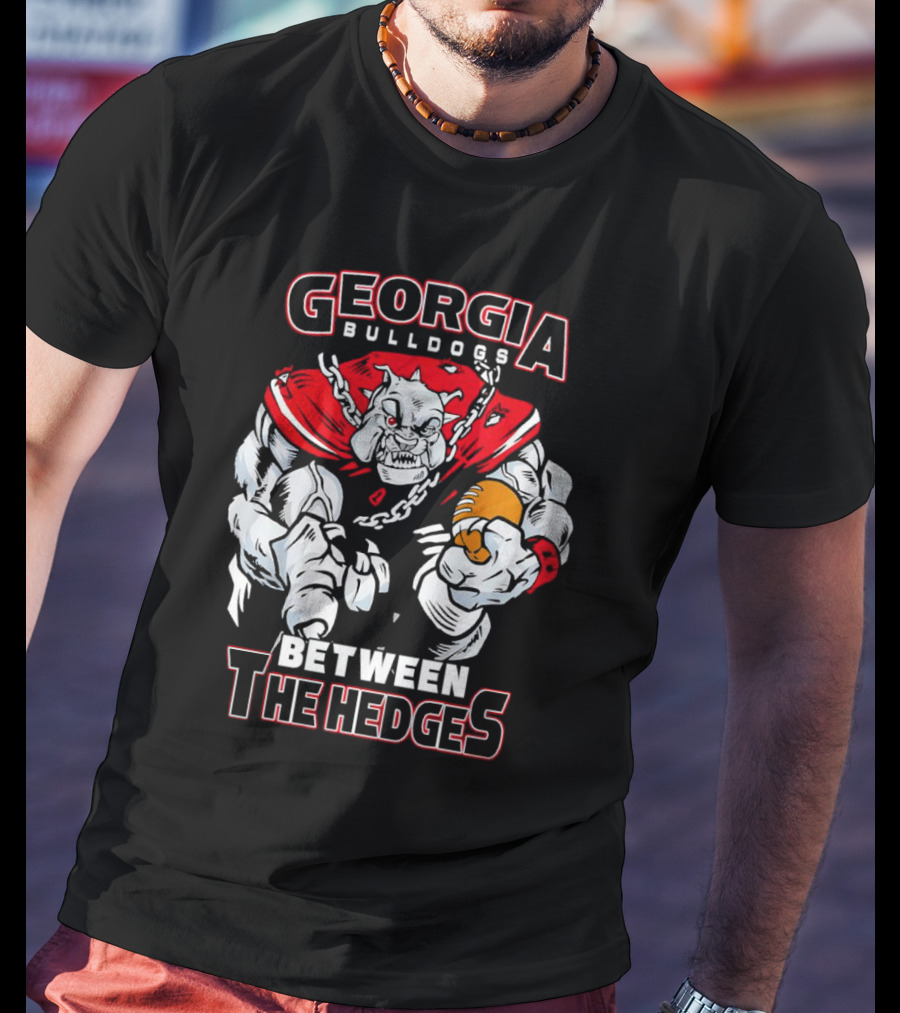 Georgia Bulldogs Between The Hedges Bulldogs Mascot Football T-Shirt