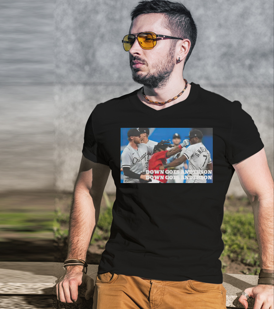 Ramírez Down Goes Anderson Chicago Baseball Confrontation T-Shirt