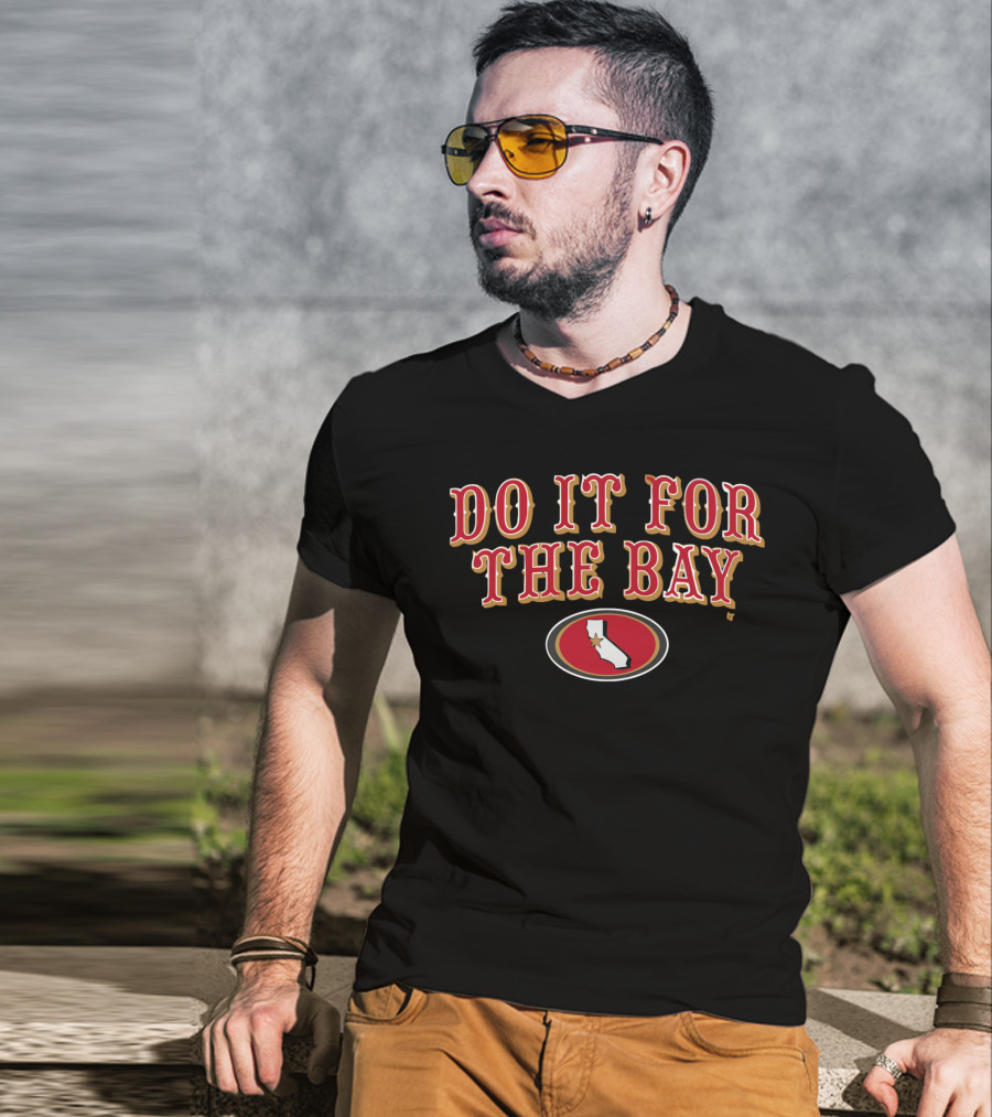 San Francisco Do It For The Bay Football California Map Oval Red And Gold T-Shirt