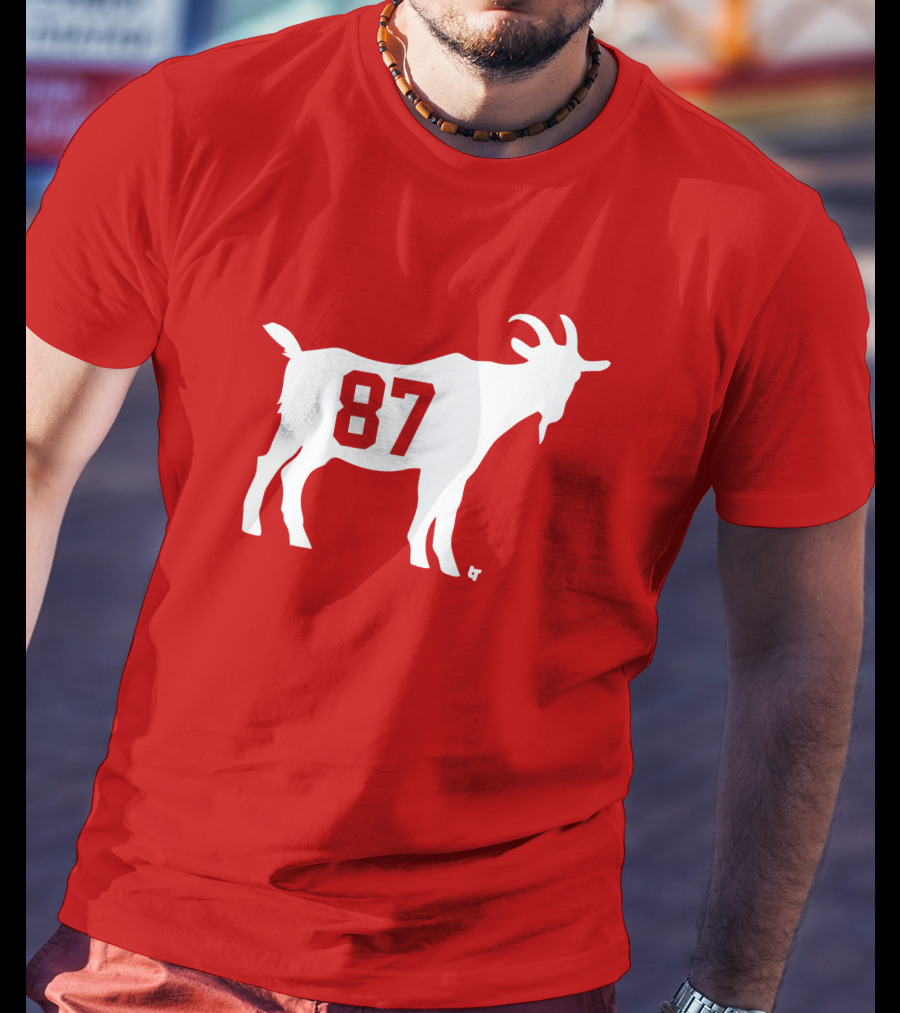 Travis Kelce GOAT 87 Football Legend T-Shirt