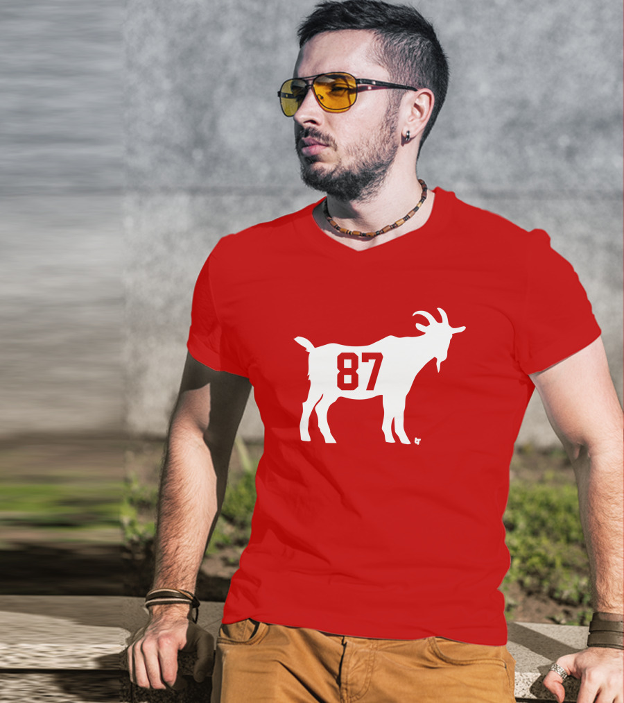 Travis Kelce GOAT 87 Football Legend T-Shirt