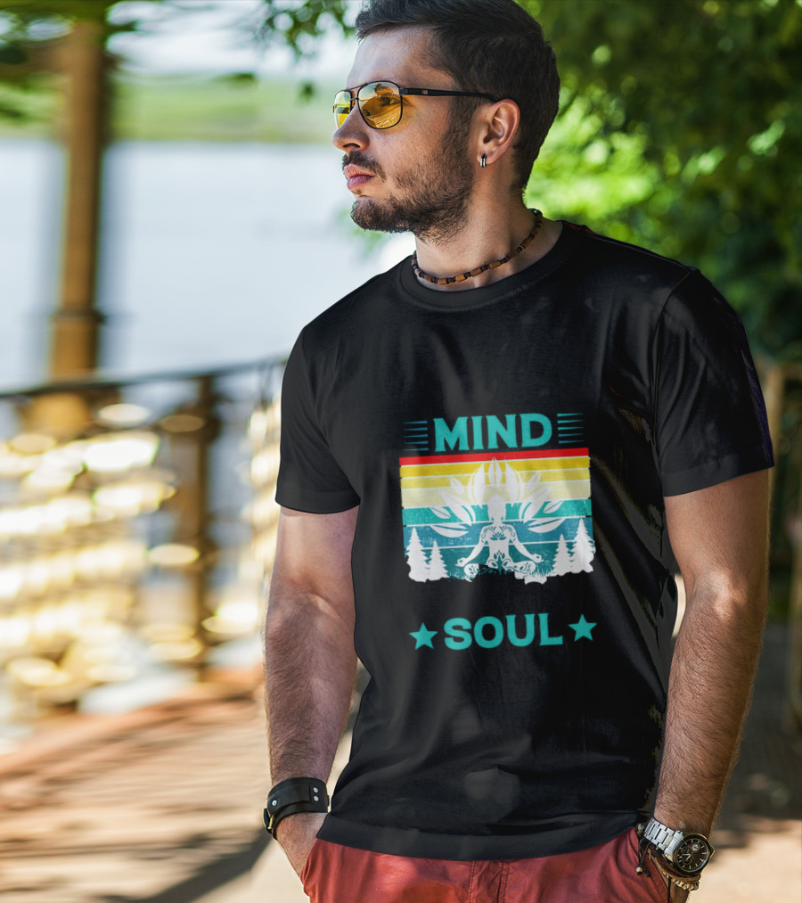 LOSE YOUR MIND FIND YOUR SOUL Yoga Meditation Retro Vintage Rainbow Pine Trees T-Shirt