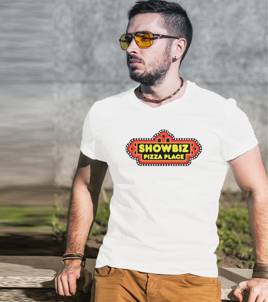 Showbiz Pizza Place Retro Neon Sign T-Shirt