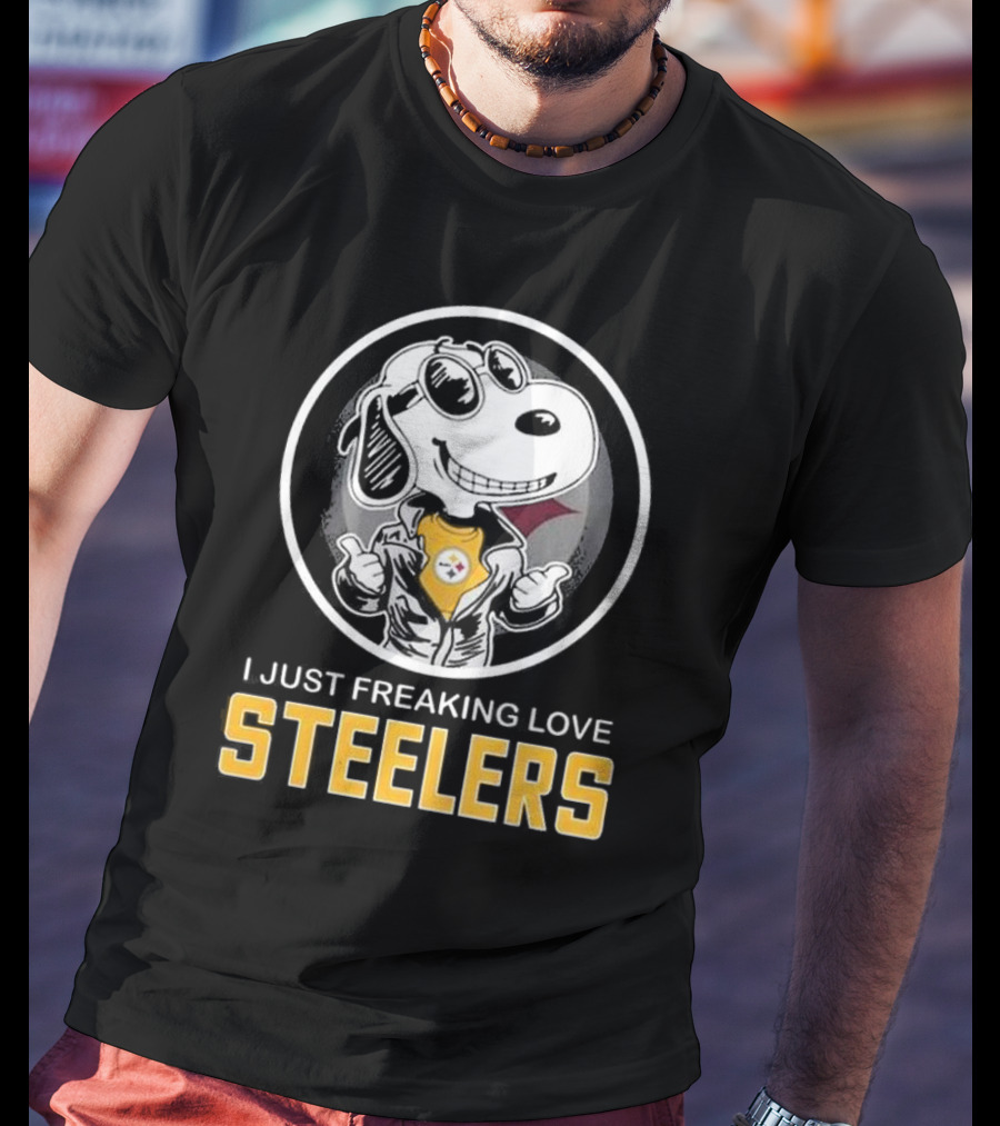 I Just Freaking Love Steelers Pittsburgh Steelers Snoopy T-Shirt