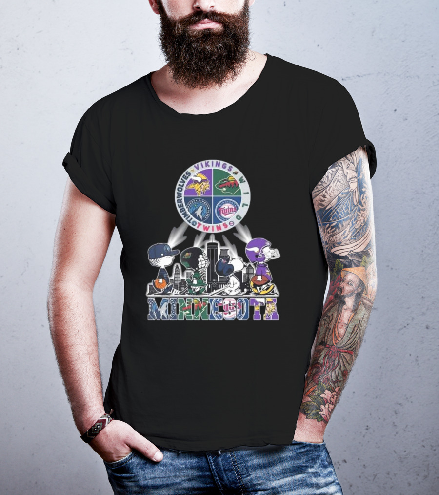 Snoopy Minnesota Vikings Timberwolves Wild Twins Cityscape T-Shirt