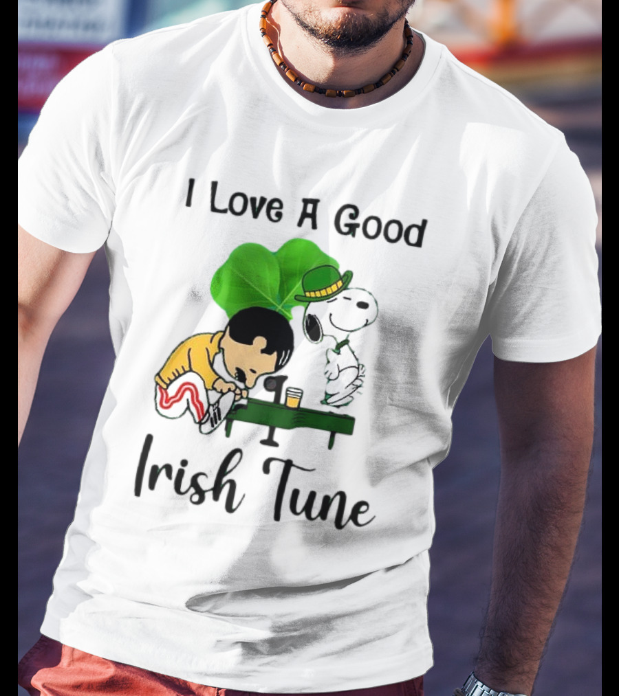 I Love A Good Irish Tune St Patrick Day Snoopy Piano Shamrock T-Shirt