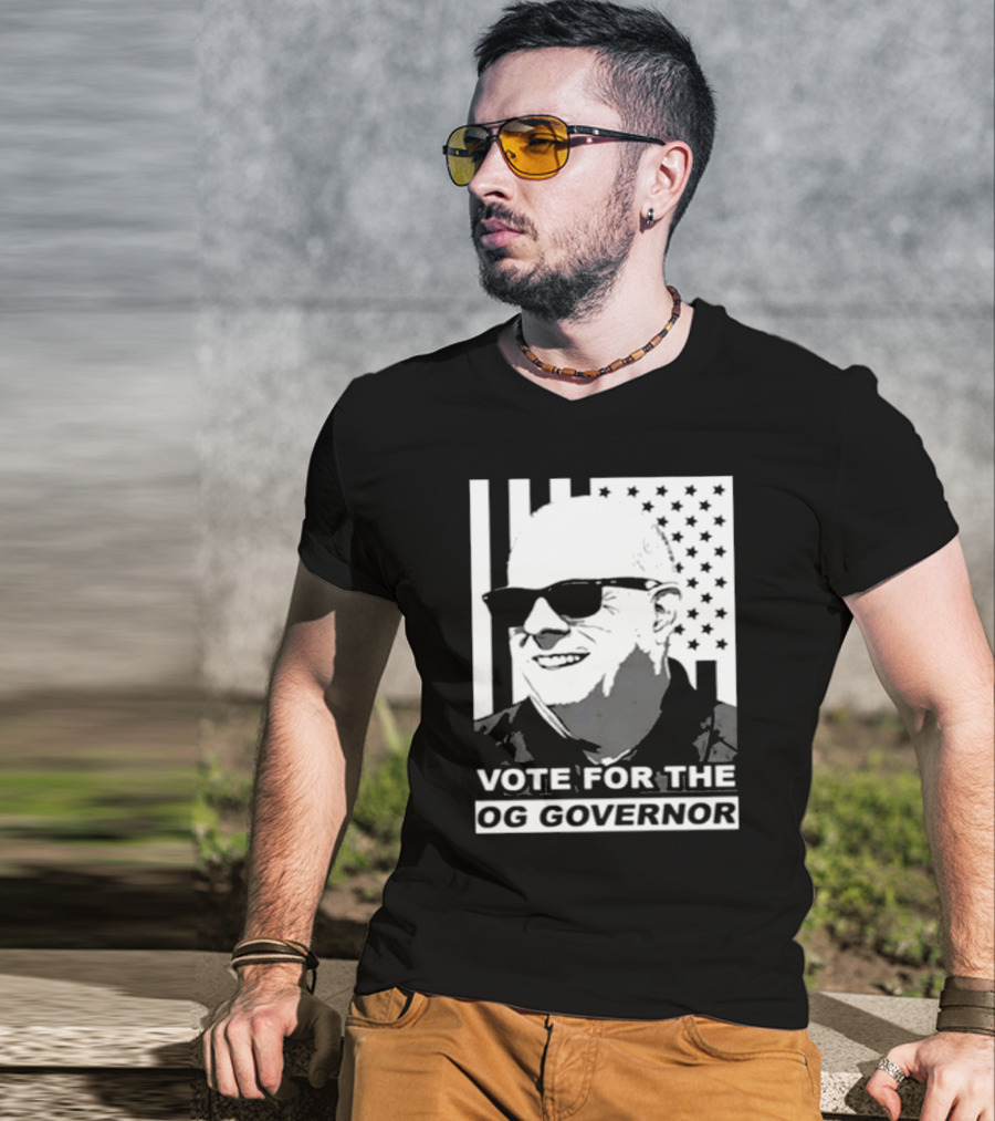 Vote For The OG Governor Larry Hogan With American Flag Background T-Shirt