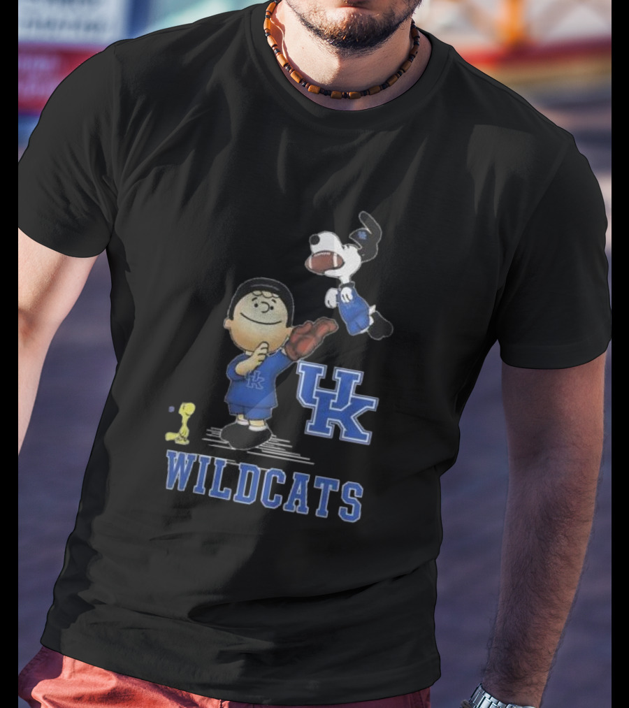 Snoopy Charlie Brown Woodstock UK Wildcats Peanuts T-Shirt