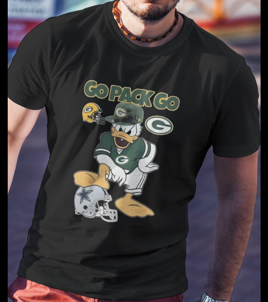 Go Pack Go Donald Duck Green Bay Packers Defeats Dallas Cowboys Helmet T-Shirt