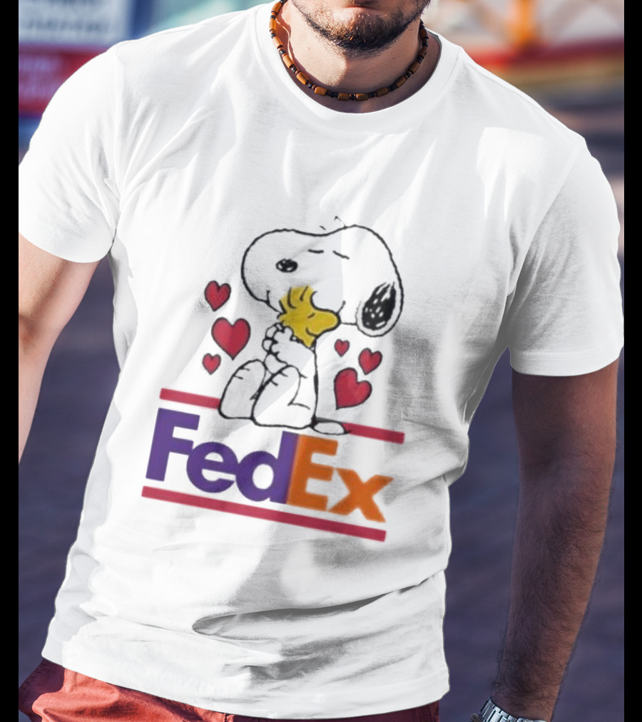 Snoopy Woodstock Hugs Hearts FedEx T-Shirt