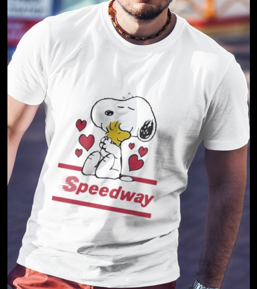 Snoopy Holding Woodstock Surrounded By Hearts Speedway T-Shirt