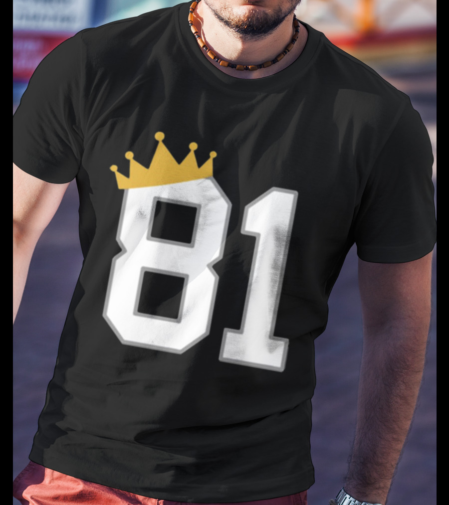 Luis Gil 81 King Iconic Number T-Shirt