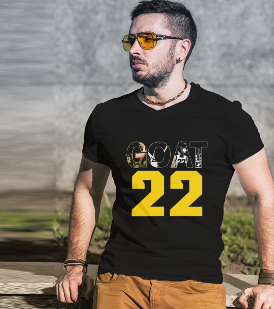 GOAT 22 Caitlin Clark Iowa Hawkeyes Basketball Player Iconic Number T-Shirt