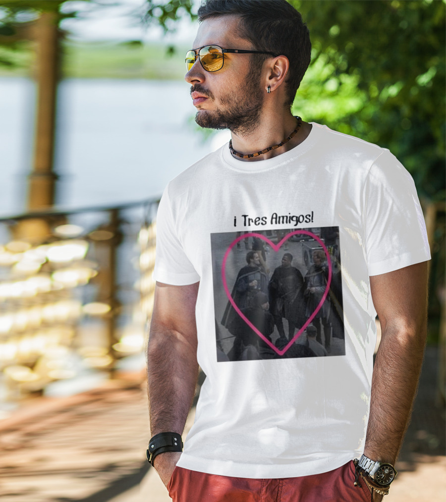 Martyn Reyne I Tres Amigos Aegon’s Friends Heart Scene T-Shirt