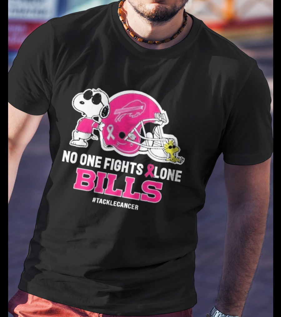Snoopy And Woodstock No One Fights Alone Buffalo Bills #TackleCancer T-Shirt