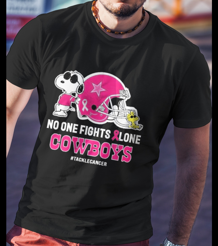 Snoopy And Woodstock No One Fights Alone Cowboys #TackleCancer T-Shirt